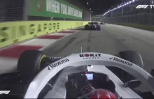 Kubica wyprzedza taczką podczas GP Singapuru