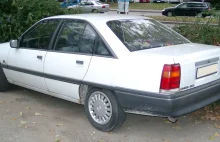 Opel Omega A - następca Rekorda na lata