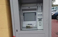 Próbowali wysadzić bankomat w Ustroniu Morskim.