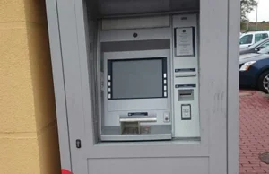 Próbowali wysadzić bankomat w Ustroniu Morskim.