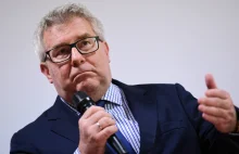 Ryszard Czarnecki. "O ciągnięciu Pani pewnie wie lepiej ode mnie"