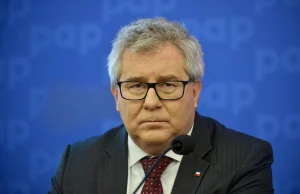 Czarnecki o euro: "Chcemy europejskich płac, a nie europejskich cen"