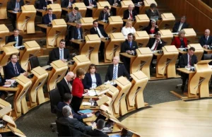 [ang] Szkocki parlament poparł drugie referendum w sprawie niepodległości.