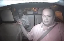 Pasażer napada na taksówkarza w USA. Dusi go i okrada