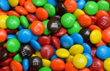 M&M-sy – zobacz co ci grozi po zjedzeniu tych cukierków