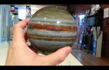 MOVA solar spinning Jupiter globe