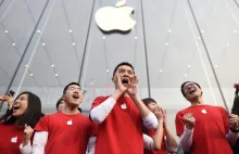 Apple grozi sądem polskiemu przedsiębiorcy. Chce przejąć jego domenę...