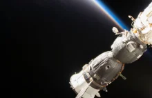 Astronauci zatkali dziurę w statku kosmicznym kciukiem i taśmą klejącą