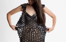 Ta elastyczna i drukowana sukienka 3D dostosuje się do ruchu twojego ciała