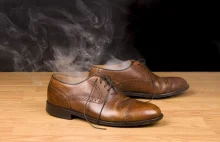 Jak pozbyć się brzydkiego zapachu z butów?