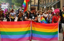 Geje i lesbijki już się nie ukryją. Dziennikarze napisali jak ich rozpoznać