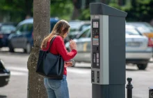 Droższe parkowanie w centrum Gdańska, wzrośnie też wysokość opłaty dodatkowej.