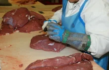 89 kg podejrzanej wołowiny trafiło do sklepów województwa śląskiego.