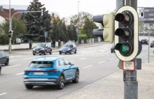 Audi będzie informować kierowcę o sygnalizacji świetlnej.