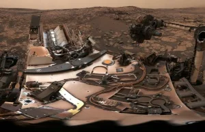 Łazik Curiosity sfotografował tajemniczą strukturę na Marsie
