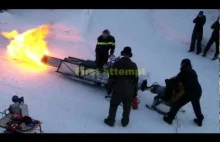 Norweski skuter śnieżny zasilany silnikiem pulsacyjnym