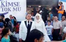 Turecka para zaprosiła 4000 syryjskich uchodźców na swoje wesele