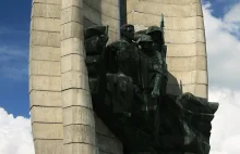 Historyk z IPN - „To skandal! Zbrodniczy symbol w centrum Rzeszowa”