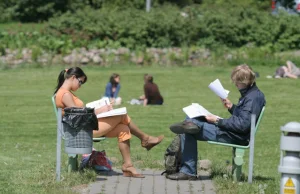 Studencie niepotrzebnego kierunku - przeproś społeczeństwo za koszta!