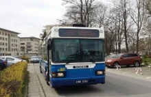 Urzędnicy odmawiają autobusu, bo się nie mieści. Studenci pokazali że się mieści