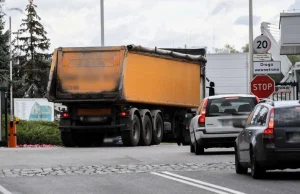 Jak działają firmy, które odbierają odpady z warszawskich oczyszczalni