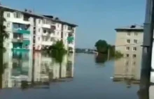 Ogromne powodzie na Syberii. Tysiące poszkodowanych, domy pływają po wodzie.