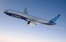 Boeing chwali się 777X. Jest tak duży, że musi składać skrzydła na lotnisku.