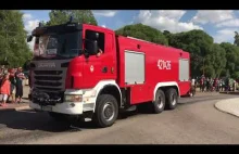 Mieszkańcy szwedzkiego miasteczka witają polskich strażaków