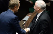 Miażdżący sondaż dla Tuska i Kaczyńskiego