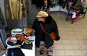Policja z Bydgoszczy szuka tej kobiety. Ukradła portfel w sklepie