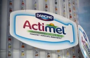 Danone wstrzymuje pracę w Rosji