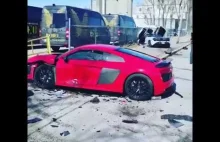 McLaren 720s CRASH vs Audi R8 врезались в...