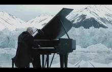 Występ Ludovico Einaudi na Oceanie Arktycznym.