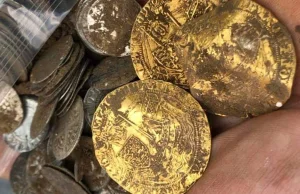 Ogromny skarb złotych i srebrnych monet, ponad 1100 sztuk – trafił Polak w UK!
