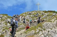 Tatry: Piorun uderzył w turystów na Giewoncie.