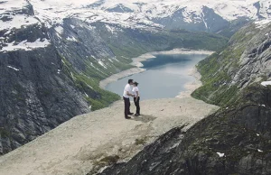 Fascynujący trekking na... Język Trola :)