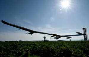 Pierwszy międzynarodowy lot solarnego samolotu