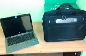 Znaleziony laptop w autobusie 525