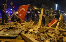 Turcja: w reakcji na przepędzenie demonstrantów, na ulice wyszły tysiące ludzi