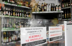 Zielonka wprowadza zakaz sprzedaży alkoholu w nocy.