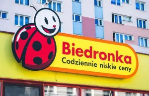 Biedronka kolejny raz podnosi pensje swoim pracownikom. 2750 zł brutto na start