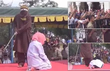 (Indonezja) Chłosta kobiety w ramach rytuału Sharia (Video)