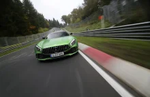 Mercedes-AMG GT R: „Bestia z Zielonego Piekła" ze znakomitym czasem...