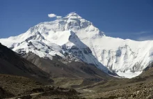 Mount Everest nie dla każdego! Nepal wprowadza nowe przepisy w Himalajach