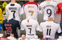 Ronaldo, Neymar i... Bryła z ŁKS-u! Fota z tureckiego bazaru robi furorę w sieci