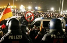 Policyjna obława na przeciwników imigracji w niemieckim internecie