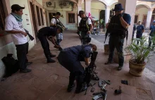 Meksyk: Cywile przeciwko kartelom i policji