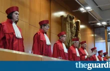 Niemiecki sąd konstytucyjny- nie można zwalniać się z pływania z powodu religii