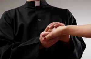W USA i w Irlandii Kościół płaci za czyny księży-pedofilów. W Polsce nie...