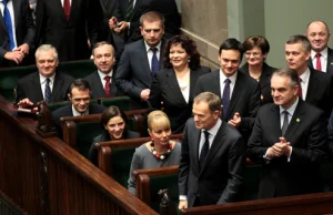 To za rządu Tuska dług Polski rósł najszybciej. Dziennie powiększał się...